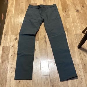 Mission workshop signal pants - waist 33, Olive